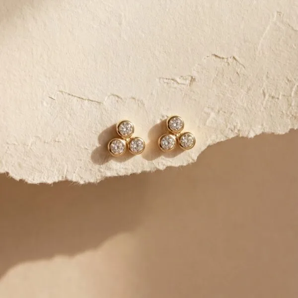 Triple diamant studs