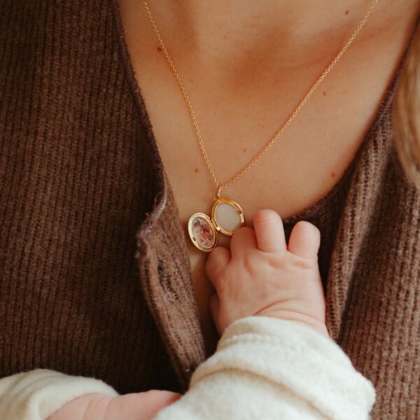 Moedermelk ketting medaillon