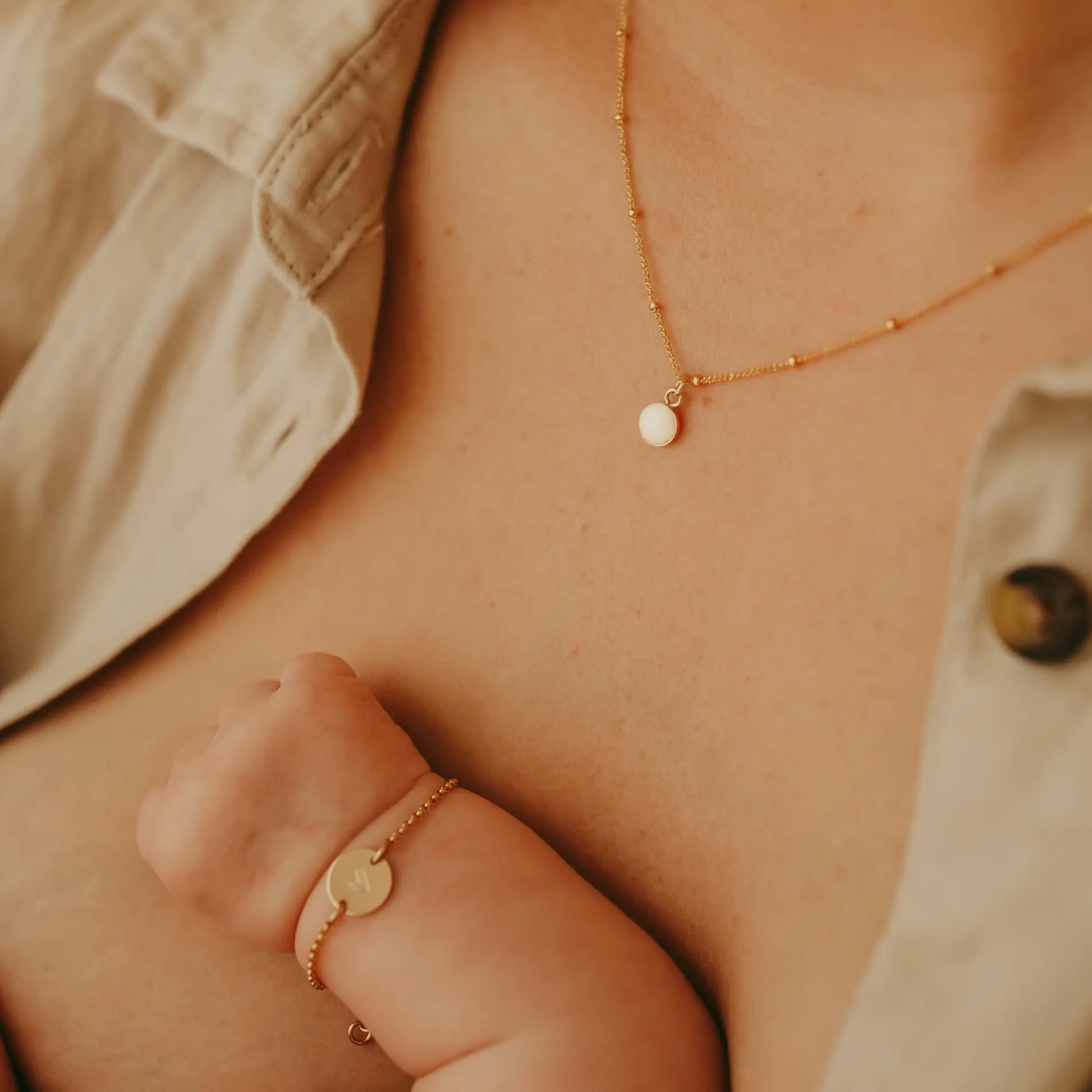 Moedermelk ketting rond