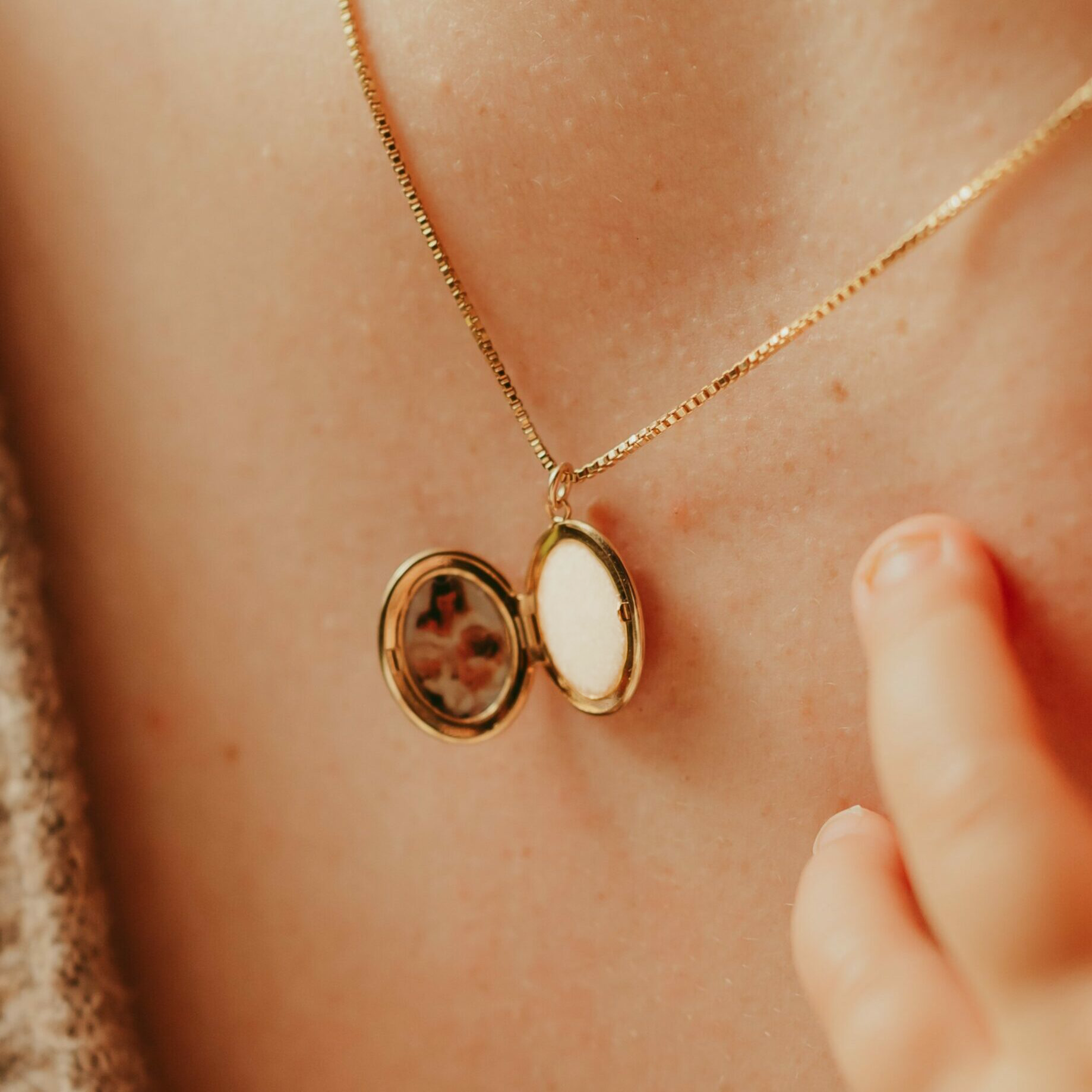 Moedermelk ketting medaillon