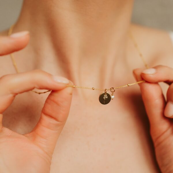 Ketting rond klein met parel