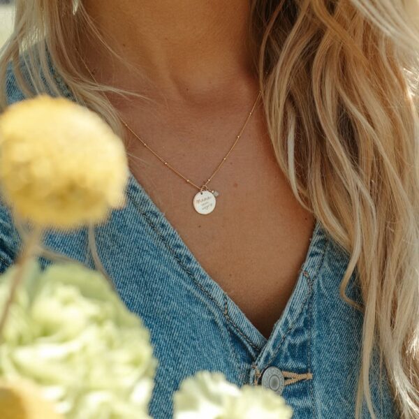 Ketting rond met edelsteen