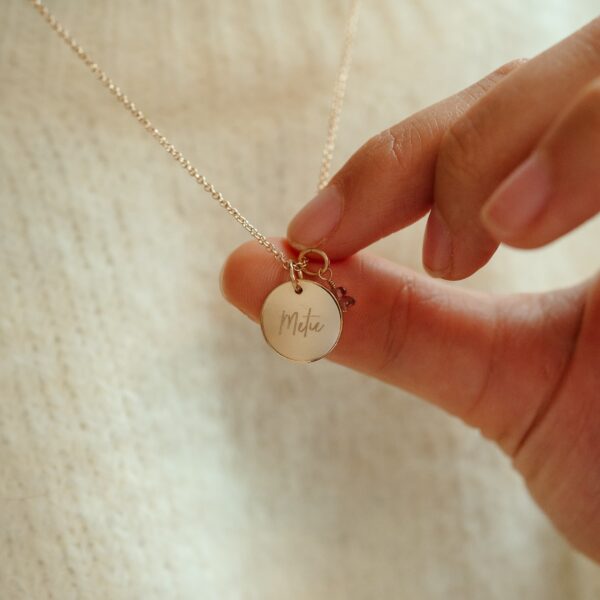 Ketting rond met edelsteen